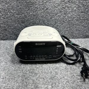 Sony Dream Machine AM/FM Dual Alarm White Clock Radio Model ICF-C318 TESTED Nice